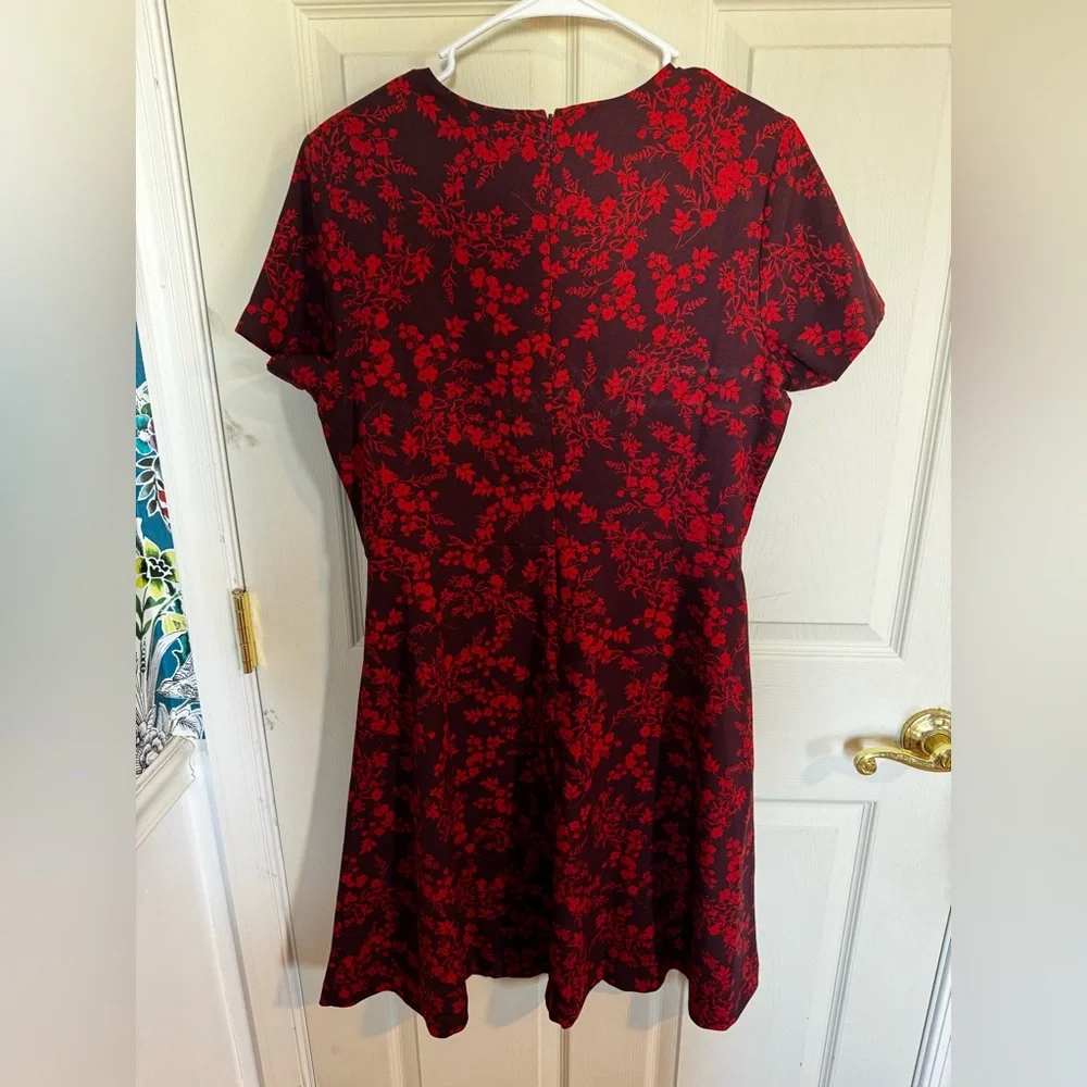 Banana Republic Vintage Style Dark Red Burgundy Floral Midi Dress NWT size 8 - Picture 5 of 5
